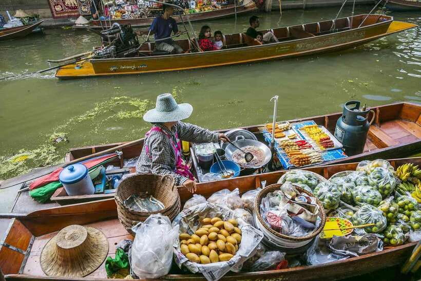Bangkok: Railway and Floating Market Tour with Dragon Temple - Maeklong Railway Market and the train that cuts through it