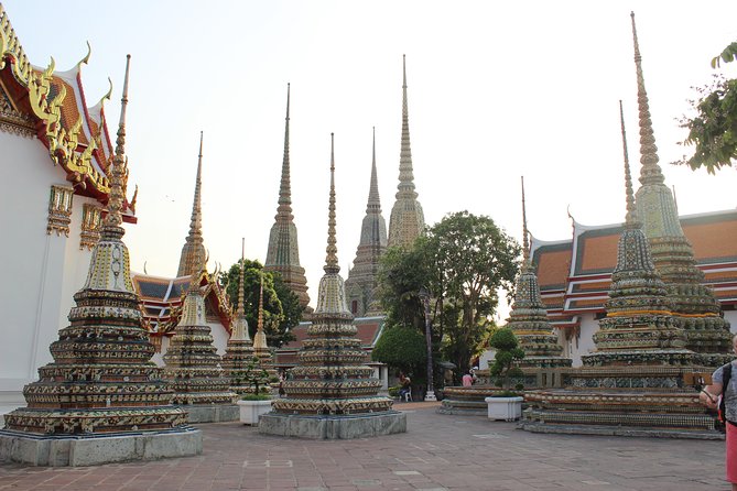 Bangkok Reclining Buddha (Wat Pho) Entrance Ticket - Who will get the most from this experience?