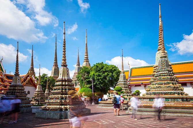 Bangkok Reclining Buddha (Wat Pho) Entrance Ticket - Looking beyond the famous statue