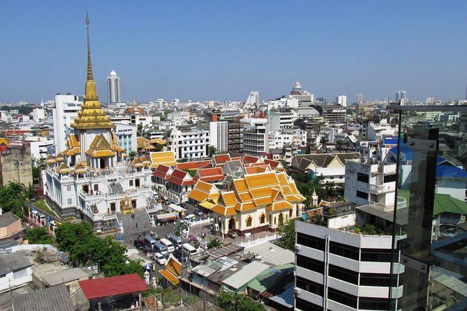 Bangkok’s Sacred Temples & Local Culture Half-Day Tour - What your guide adds to the visit