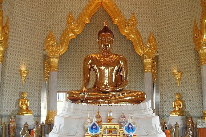 Bangkok’s Three Iconic Temples: Wat Traimit, Wat Pho & Wat Arun - Is $132.83 a fair price?