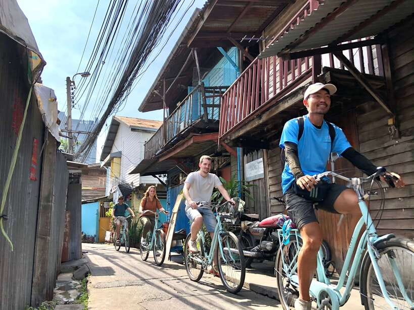 Bangkok: Temples, Canals & Local Life Bike Tour - At a Glance