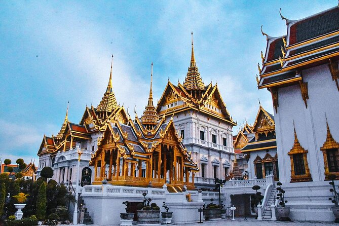 Bangkok: The Grand Palace, Wat Pho, and Wat Arun Walking Tour - Tha Tien and the Chao Phraya ferry