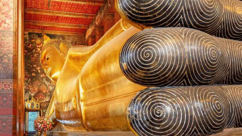 Bangkok: Wat Pho and Wat Arun Guided Walking Tour - Is $17 a good value?