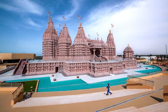Baps Hindu Temple Tour in Abu Dhabi - The three-hour visit, from arrival to reflection