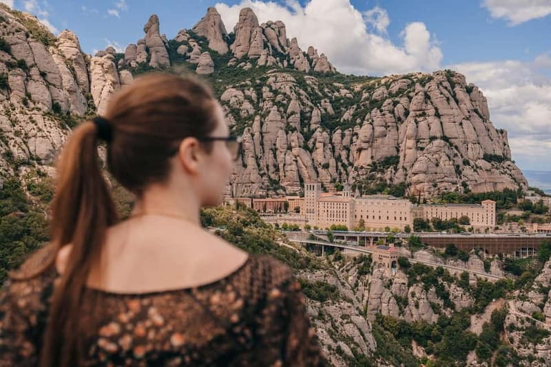Barcelona: Montserrat Monastery and Natural Park Day Trip - The one-hour walk through Natural Park