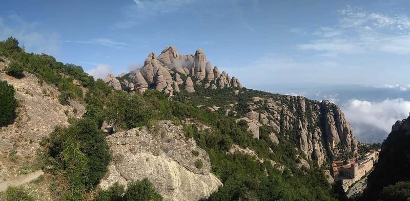 Barcelona: Montserrat Monastery and Natural Park Guided Tour - Alan Nicol’s guiding style
