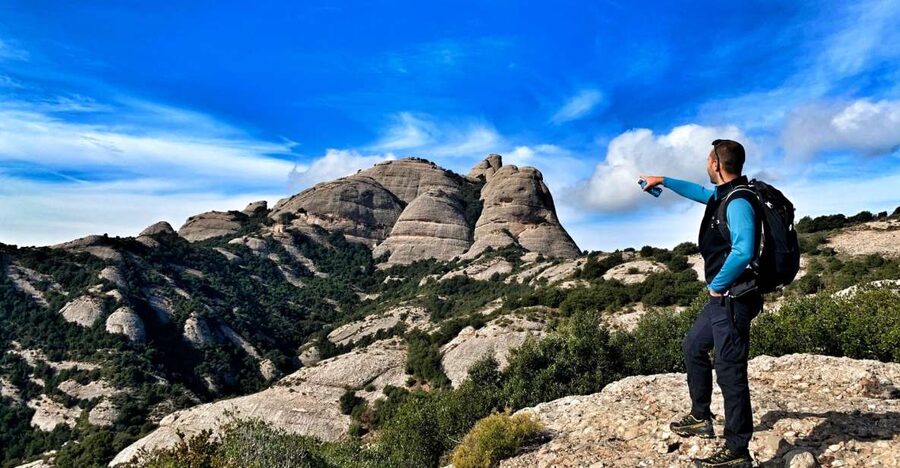 Barcelona: Montserrat Nature Experience and Monastery Visit - A mountain guide who adds more than directions