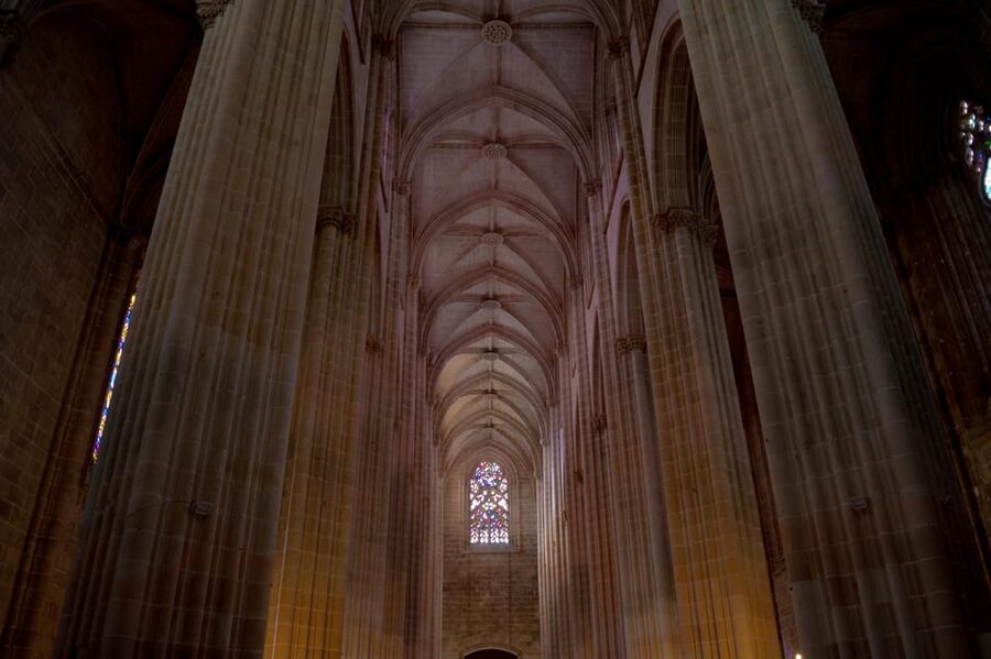 Batalha: A Local's Guided Tour of the Batalha Monastery - Inside the church and the Founders Chapel