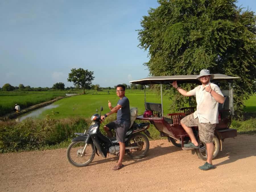 Battambang family tuktuk tour BambooTrain/Wat Banan/Bat cave - Wa Kor Village and Battambang’s old rural character