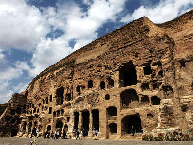 Beijing:Bullet Train Tour to Hanging Temple&Yungang Grottoes - The 1.5-hour drive to Yungang Grottoes