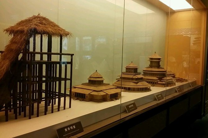 Beijing Private Tour to Temple of Heaven, Panda House and Summer Palace - Echo Wall, the Imperial Vault, and the Circular Mound