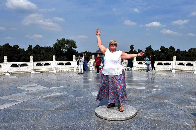 Beijing Temple of Heaven Entrance Ticket (with Optional Guided Service) - Entering with the electronic ticket