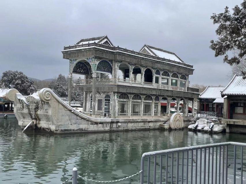 Beijing: Temple of Heaven, Panda House & Summer Palace Tour - The Summer Palace and its imperial escape