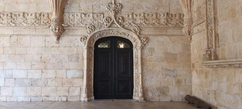 Belém: Jeronimos Monastery, Tickets and Guided tour - What the $51 price includes