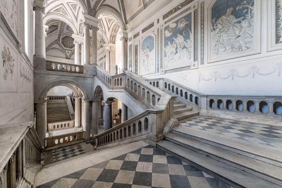 Benedictine Monastery of Catania - English Guided Tour - Entering through Piazza Dante