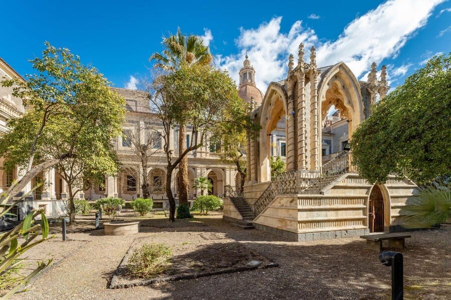 Benedictine Monastery of Catania - English Guided Tour - Roman houses under the university library