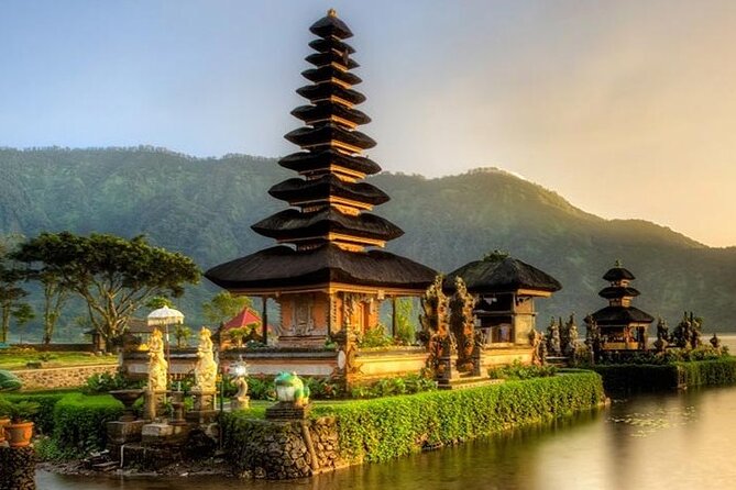 Beratan , lake side temple tour , all inclusive - Why this day trip works for Bali’s north