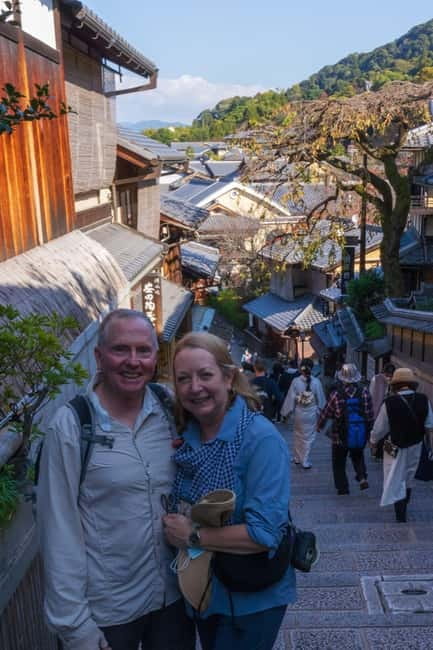 Best of Kyoto: Red Gates of Fushimi Inari & Kiyomizu Temple - Finding the meeting point at JR Inari Station