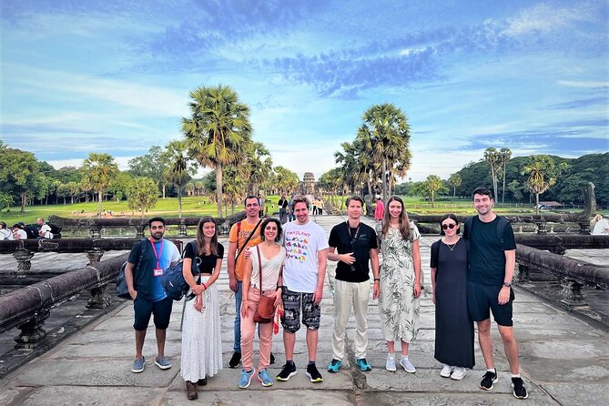 Best Temples Day Tour in Siem Reap with Sunset - How the Transport and Group Size Affect the Day