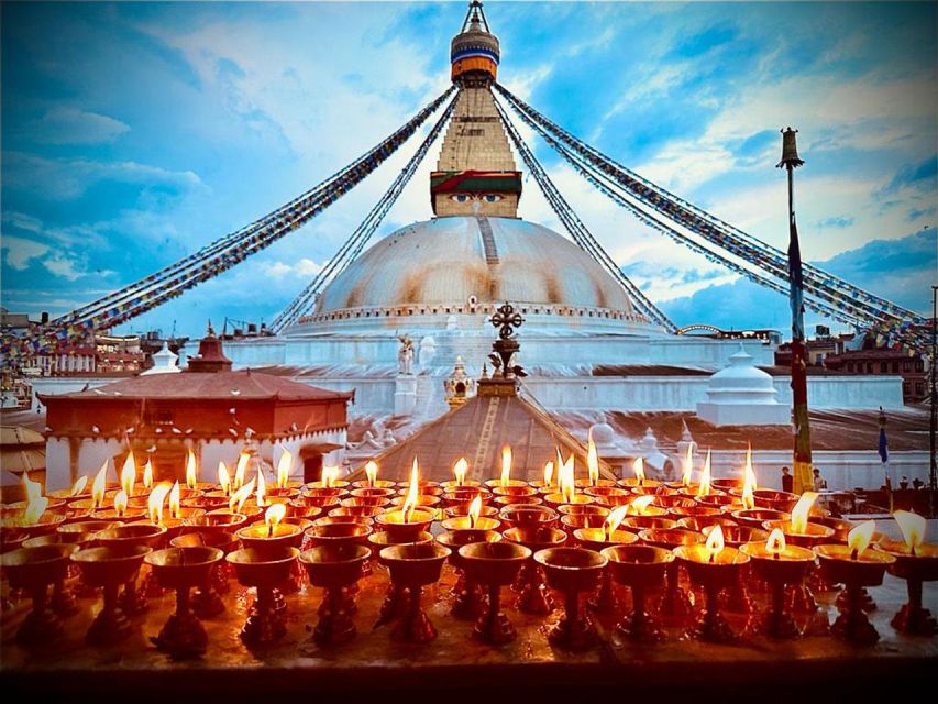 Bhaktapur Durbar Square and Boudhanath Stupa - Key points at a glance