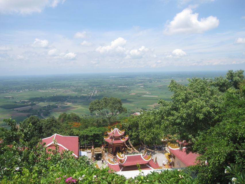Black Virgin Mountain, Cao Đài Temples & Củ Chi Tunnels Tour - Who should book this private Tây Ninh day trip?