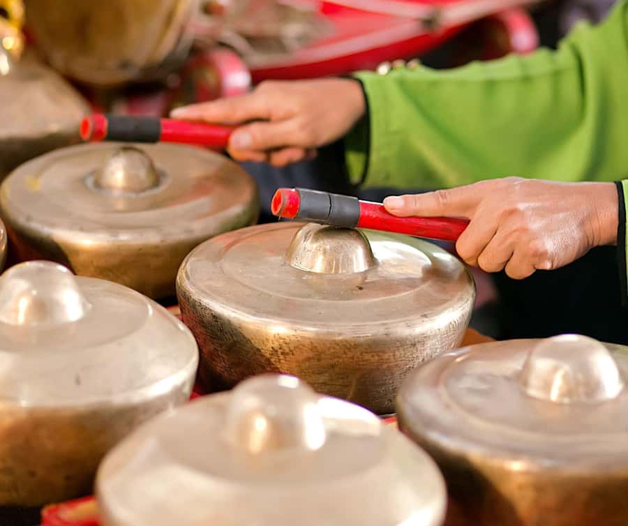 Borobudur: Batik, Gamelan, Pottery Making with Village Tour - Lunch, timing, and the shape of the day