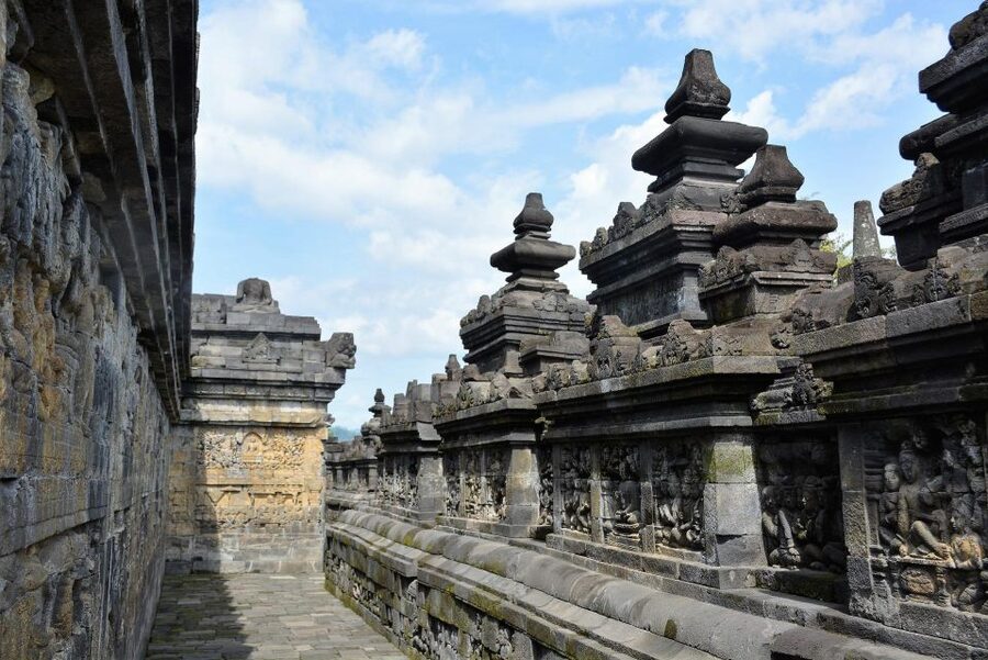 Borobudur Climb Top, Prambanan with Guide, entrance ticket - What the eight-hour schedule feels like