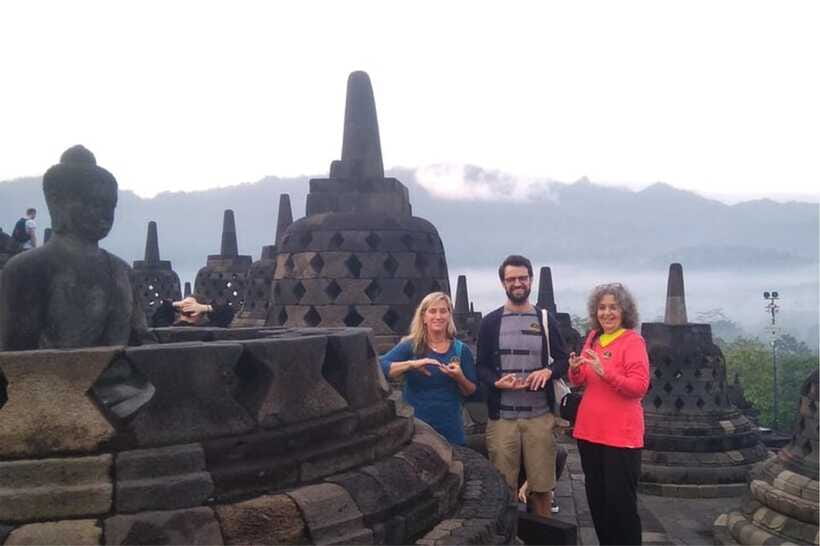 Borobudur Climb-up Tour with Tickets Guarantee & Transfers - Return transport and the real five-hour timing