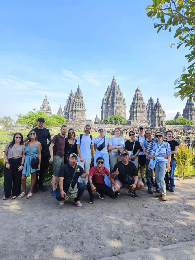 Borobudur &Prambanan Temple Tour Guaranteed Climb to the top - Reading Borobudur’s Buddhist stories in stone