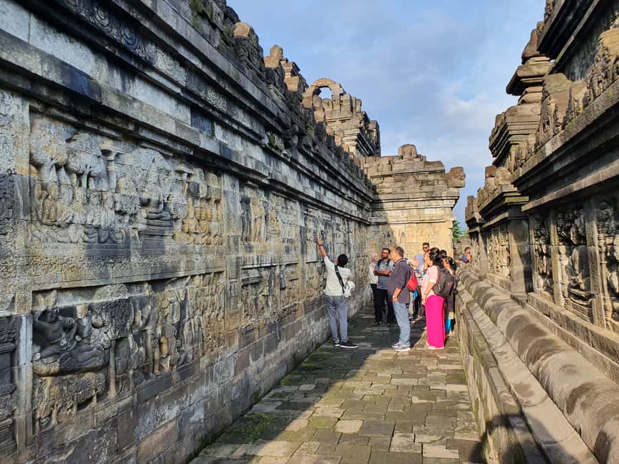 Borobudur Real Half Day Tour No Hidden Cost - Pawon Temple in 15 minutes
