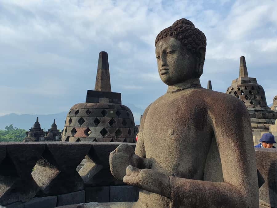 Borobudur Real Half Day Tour No Hidden Cost - The two-hour Borobudur visit
