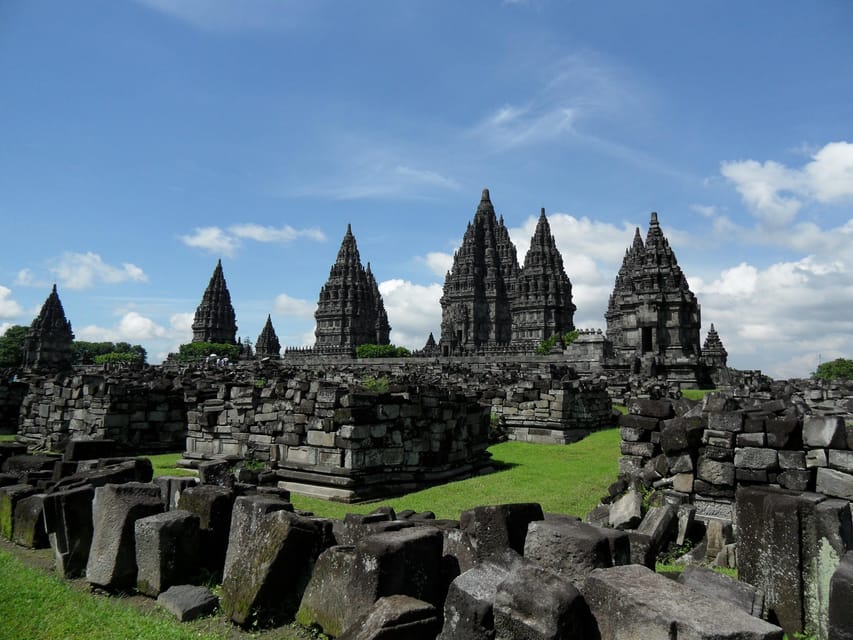 Borobudur Sunrise, Merapi Jeep & Prambanan with Entry Fees - Is this Borobudur, Merapi, and Prambanan tour worth it?