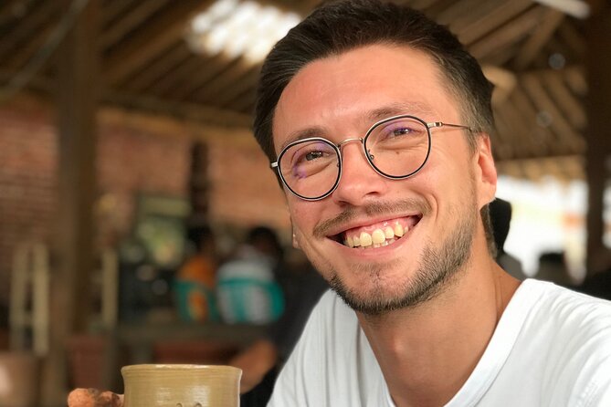 Borobudur: Village Tour with Pottery and Tofu Making - Timing, meeting point, and useful planning details
