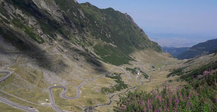 Brasov: Transfagarasan Highway, Balea Lake & Carta Monastery - Why the Transfăgărășan Highway deserves a full day
