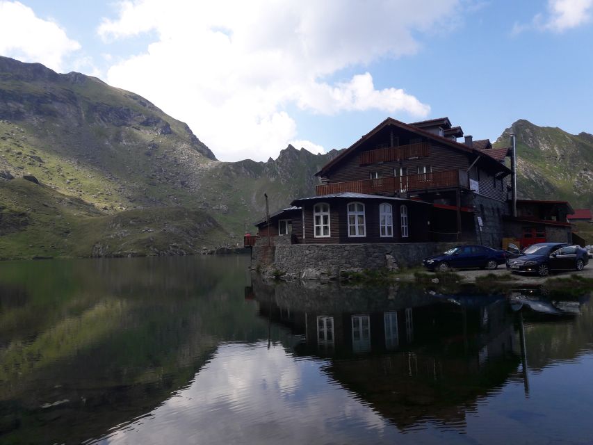 Brasov: Transfagarasan Highway, Balea Lake & Carta Monastery - Small details that can make the day better