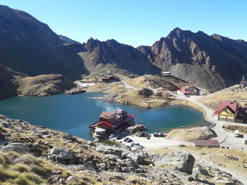 Brasov: Transfagarasan Highway, Balea Lake & Carta Monastery - The Carta Monastery gives the morning a quieter beginning