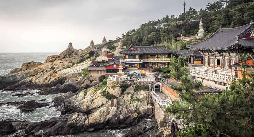 Busan Tour: Gamcheon Village & Yonggungsa Temple + Lunch - Key points at a glance