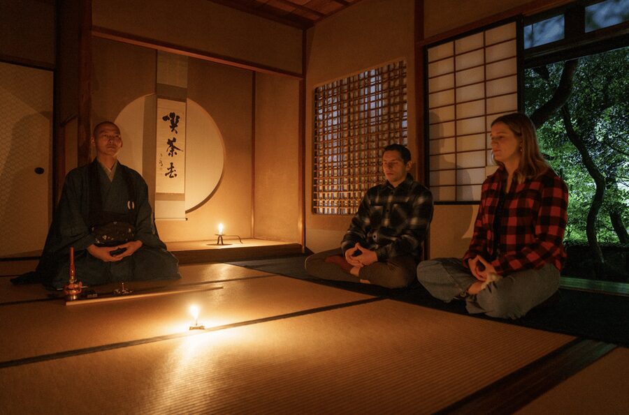 Candlelit Zen: Evening Meditation at Kyoto’s Secret Temple - Entering a private Kyoto temple after dark