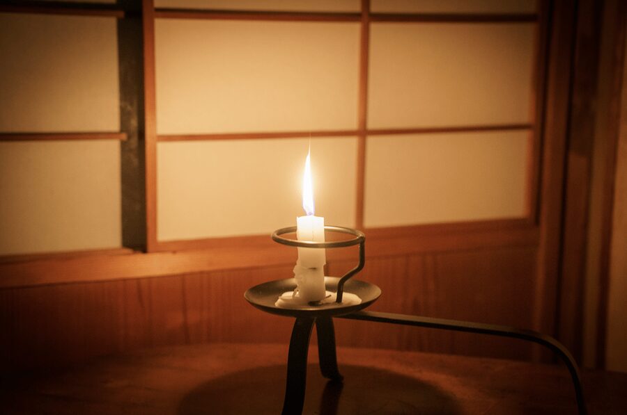 Candlelit Zen: Evening Meditation at Kyoto’s Secret Temple - Learning Zazen from a monk