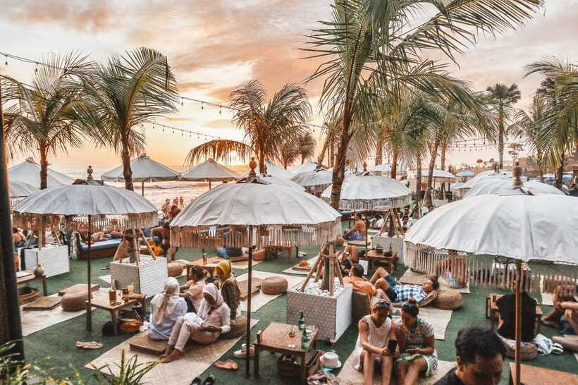 Canggu: Surfing Class, Tanah Lot & Kecak Dance Sunset Tour - Who should book this afternoon