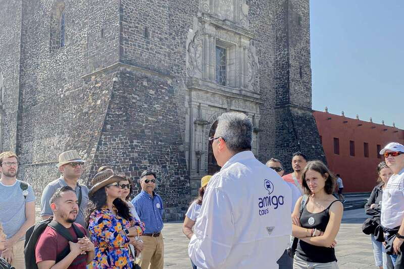CDMX: Teotihuacan Pyramids & Guadalupe Shrine Guided Tour - Guadalupe, two basilicas, and a living place of faith