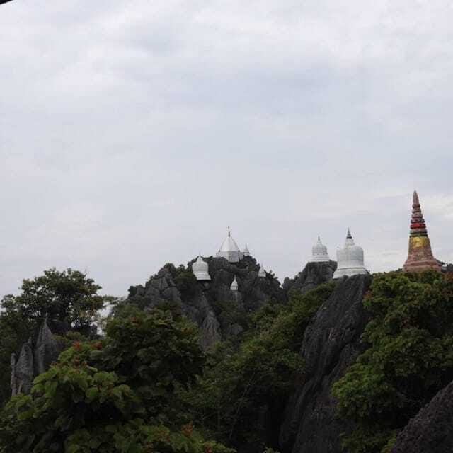 Chang Mai: Unseen in Thailand Wat Chaloemprakiat Lampang - Lunch with local Thai dishes