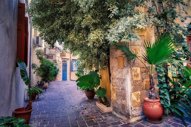 Chania Old Town, Public Market and Chrisopigi Monastery Tour - Why this Chania combination works