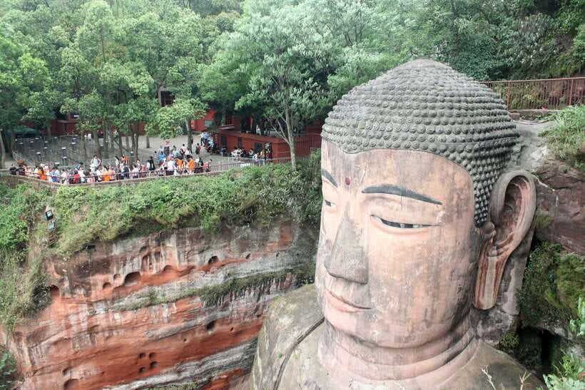 Chengdu: Leshan Grand Buddha Full-Day Private Trip - From the Buddha’s head to its enormous feet