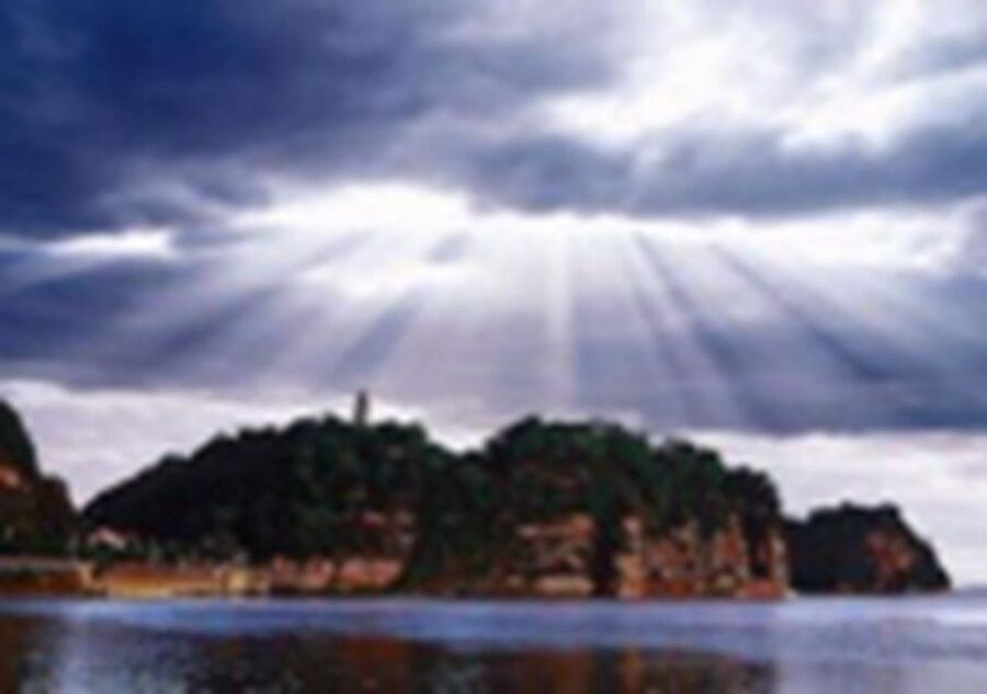Chengdu panda & Leshan Buddha One Day Private Tour - Who should book this private day