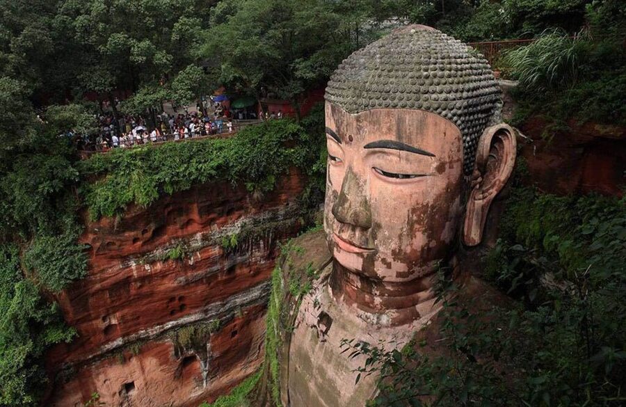 Chengdu Private Tour of Leshan Buddha and Panda Base - Final verdict: efficient, useful, and road-heavy