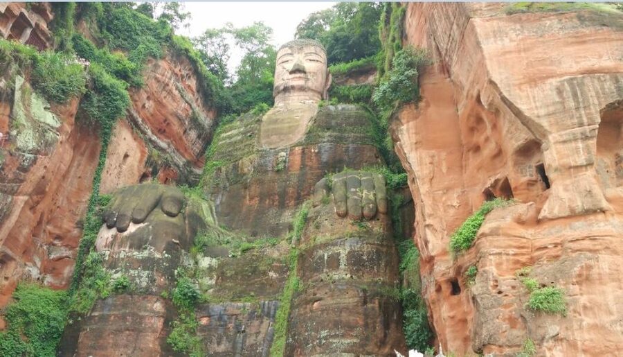 Chengdu Private Tour of Leshan Buddha and Panda Base - Starting early at Chengdu’s panda base
