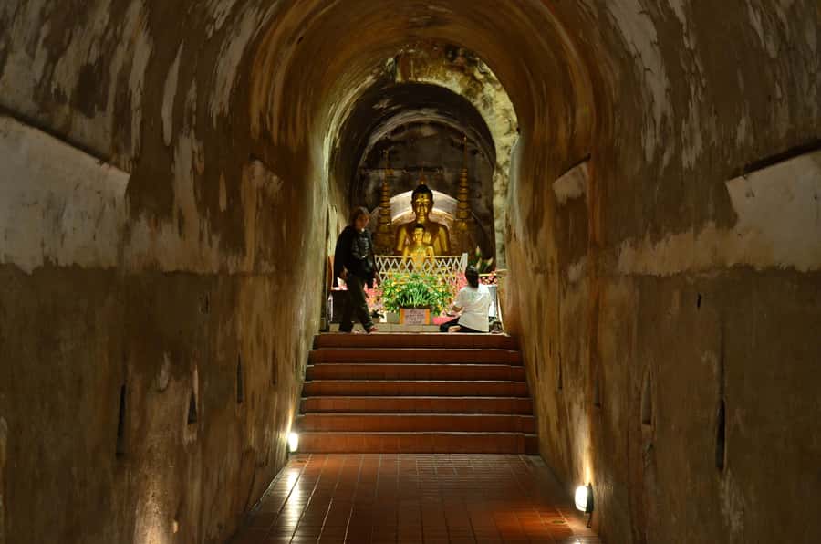 Chiang Mai: 4-hour Doi Suthep, Wat Umong, & Wat Phalat Tour - The 306 Steps to Wat Phra That Doi Suthep