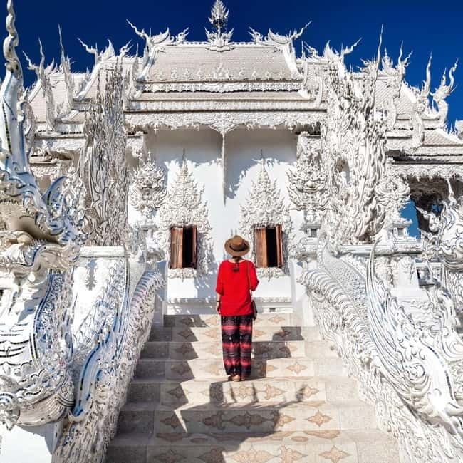Chiang Mai: Chiang Rai Famous Temples & Hot Springs Day Trip - The Long Neck Karen Village is package dependent